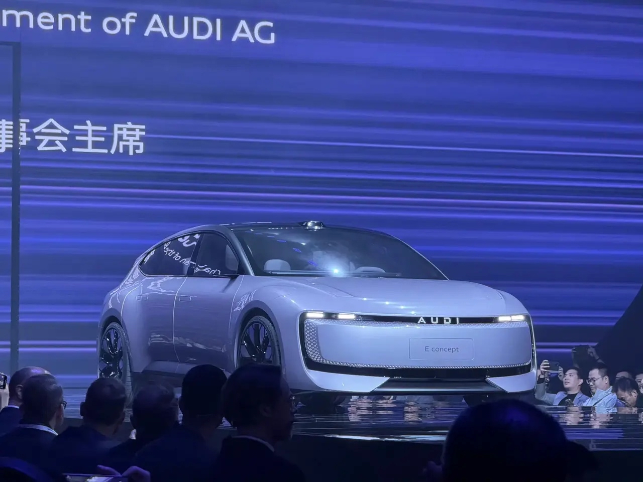 AYXGAME-里程碑夜托特纳姆官宣签约，意甲赛前刷纪录，压力陡增，赛程密集仍需轮换