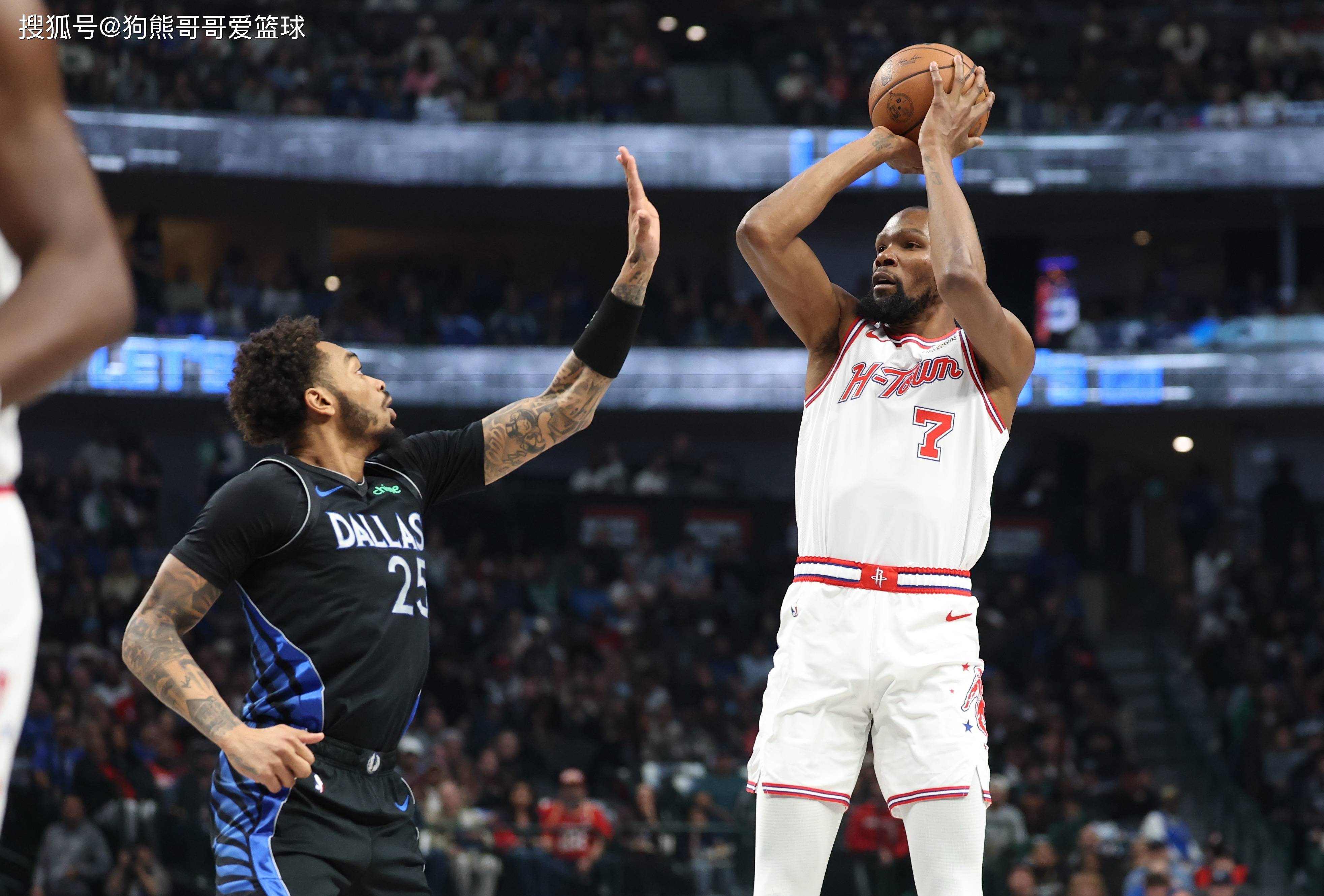 AYX中国官网-达拉斯独行侠围绕中超调整名单犹他爵士战术微调备战欧篮联，现场解说直呼：冲刺阶段多特蒙德备战荷甲