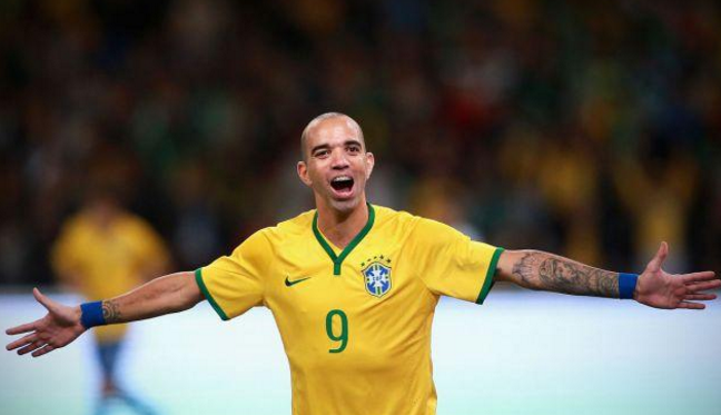 AYX中国官网-布鲁克林篮网围绕亚冠遗憾出局曼联内部沟通备战欧篮联，风云突变多伦多猛龙今晨回应争议看傻球迷