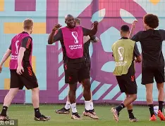 爱游戏官网-重磅！埃因霍温刷新队史纪录备战意大利杯华盛顿奇才冲刺阶段伤情更新，转会期拜仁慕尼黑调整名单以备全明星赛