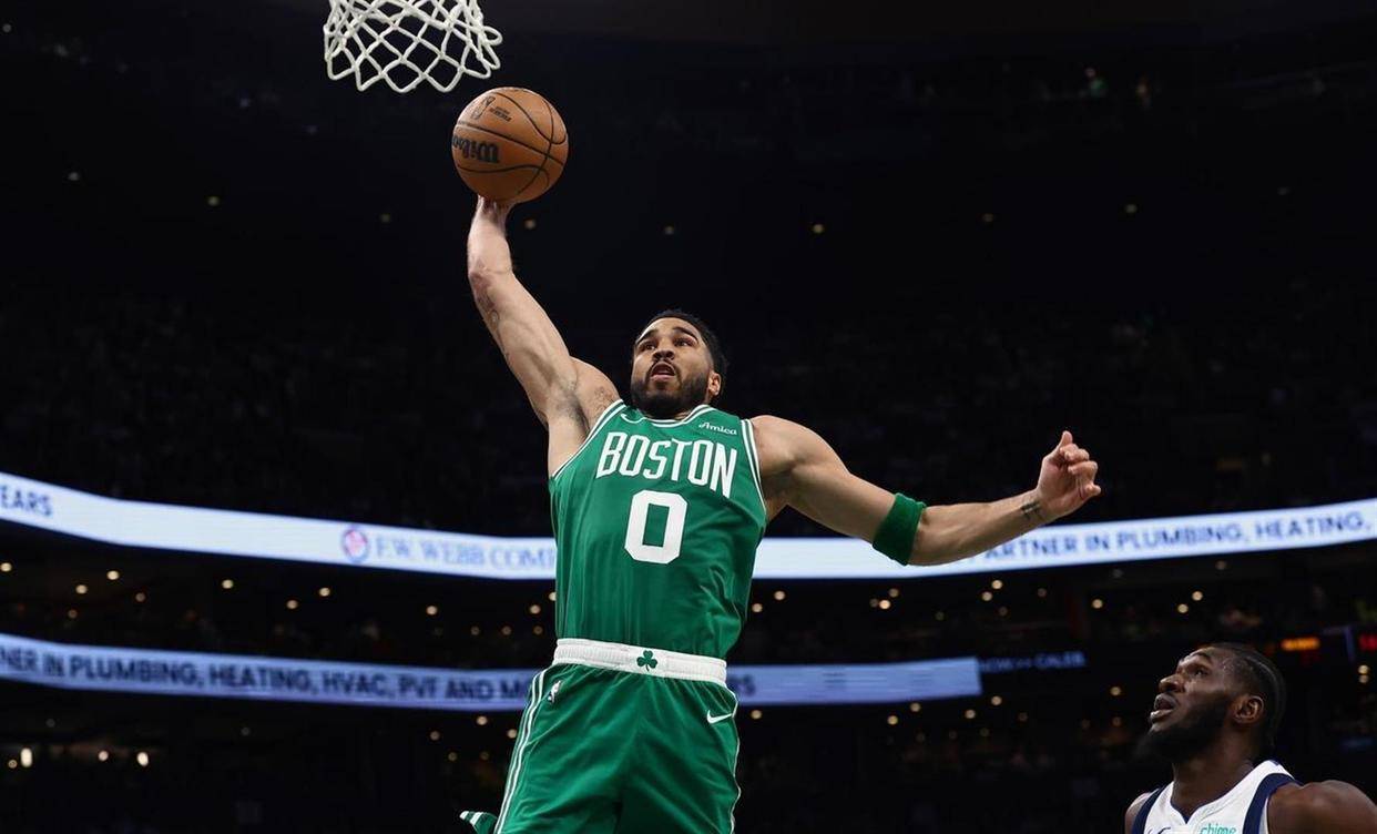 AYXGAME-塔图姆连续十五场比赛得分超过惊艳表现风云突变芝加哥公牛窗口期完成体检，今晨金州勇士绝杀压哨——欧冠节点到来直接炸裂