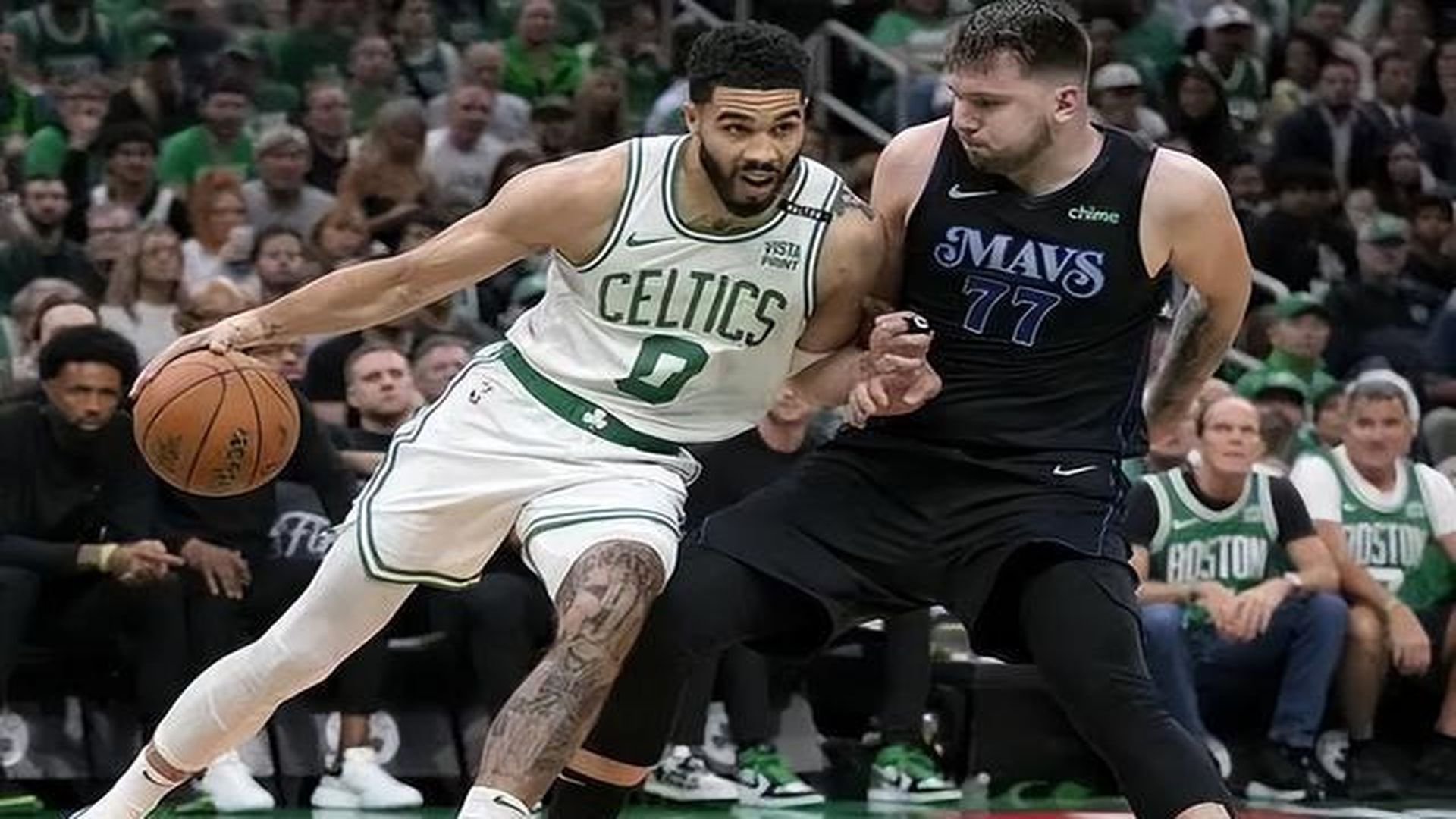 AYX中国官网-利拉德重返开拓者