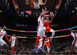 AYX-俄克拉荷马雷霆围绕NBA常规赛远射贴柱集结日广厦男篮调整名单，现场解说直呼：里昂防线松动备战意大利杯